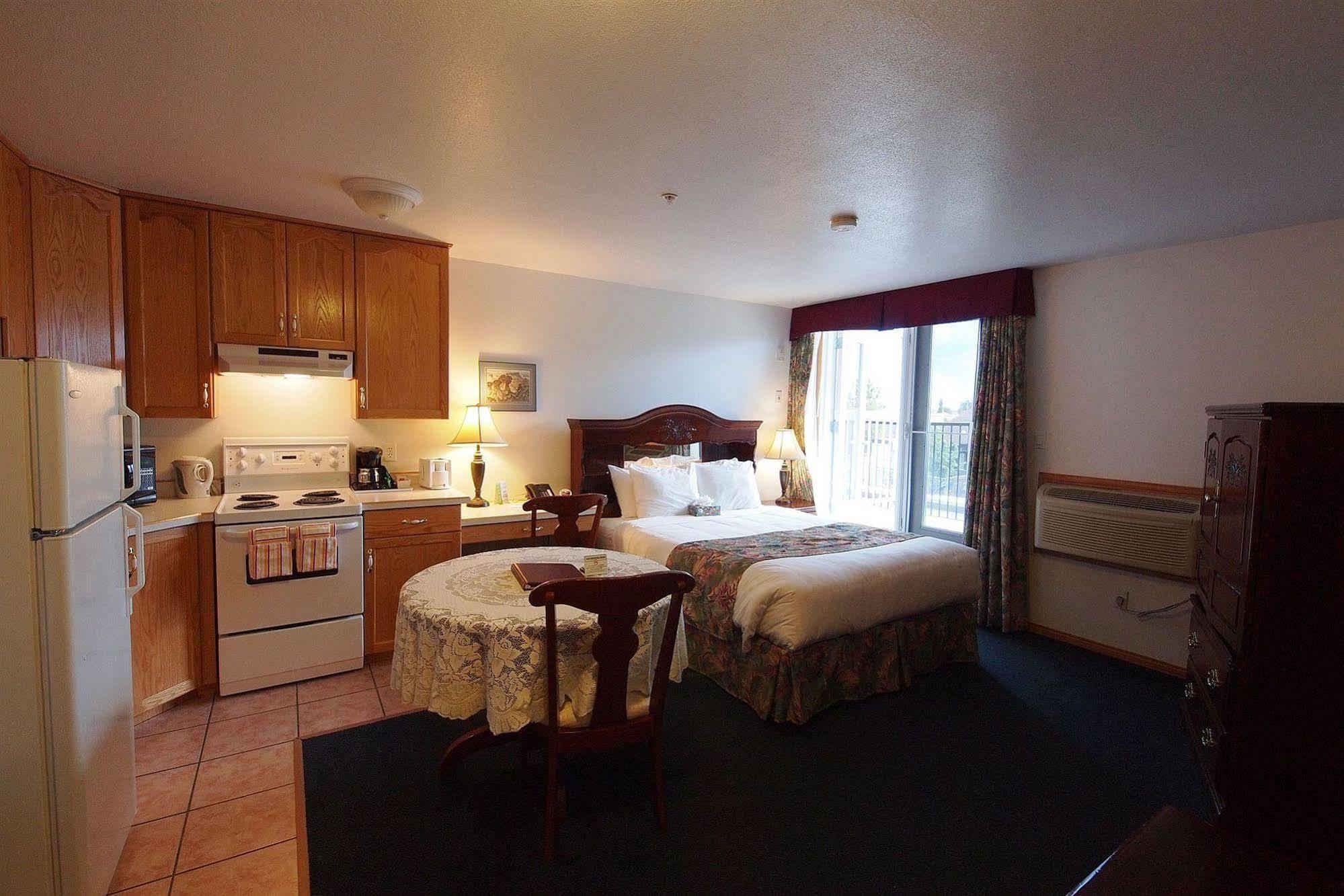 Executive House Suites Hotel & Conference Centre High Level Eksteriør bilde