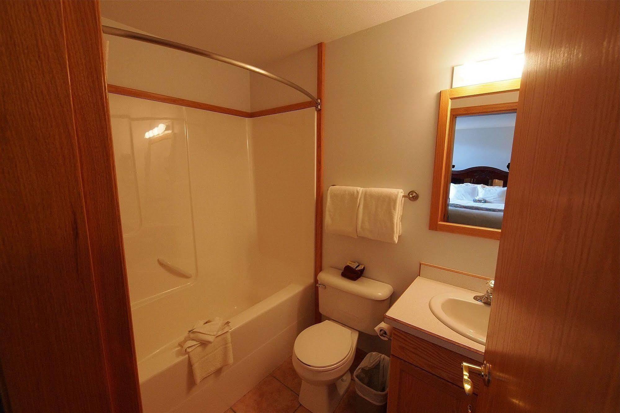 Executive House Suites Hotel & Conference Centre High Level Rom bilde