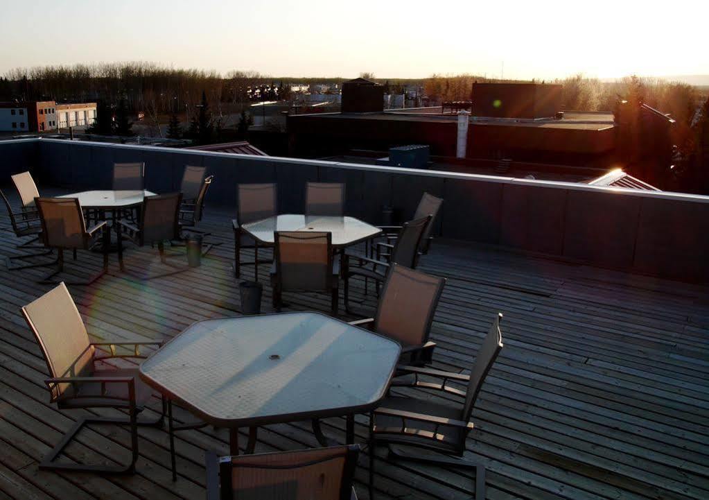 Executive House Suites Hotel & Conference Centre High Level Eksteriør bilde